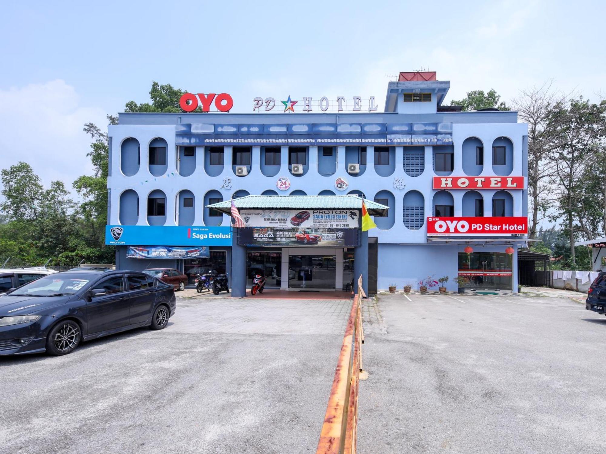 Oyo 1136 Pd Star Hotel Port Dickson Exterior photo